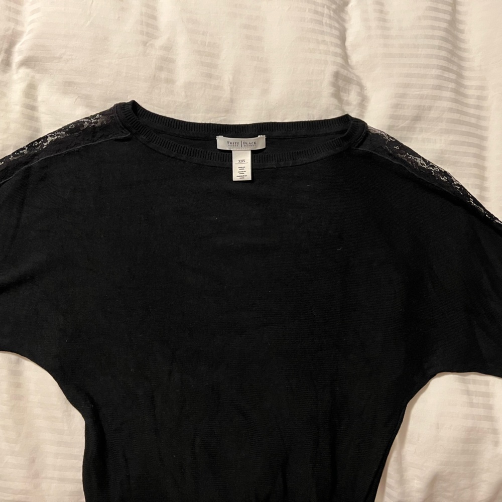 Black sweater - XXS lace shoulder